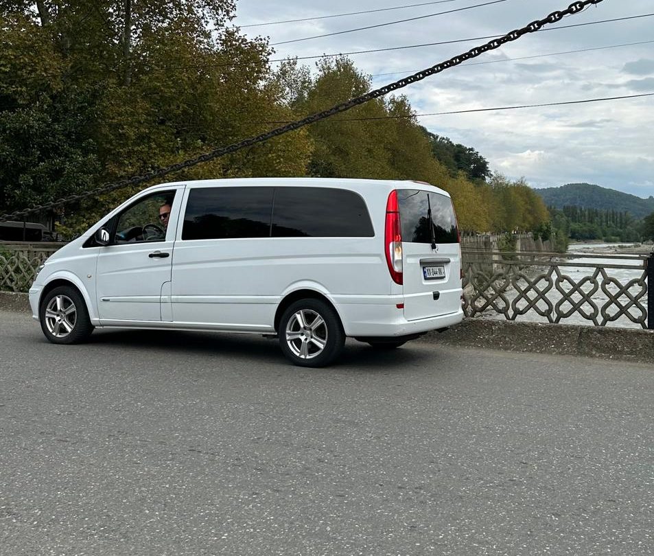 Minivan Vito for daily rent